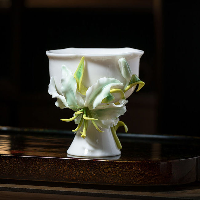 3D Lily Flower Ceramic Tea Cup - Intangible Cultural Heritage Porcelain Flowers Handmade Porcelain Teacup with Exquisite Sculpture Design,  Ideal Gift for Tea Lovers & Home Decor Hover Image