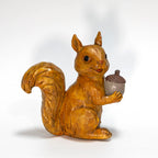 Resin Squirrel Figurine with LED Acorn Light, Wood-Look Animal Statue for Home Decor, Tabletop Ornament for Living Room, Bedroom, Office & Rustic Farmhouse